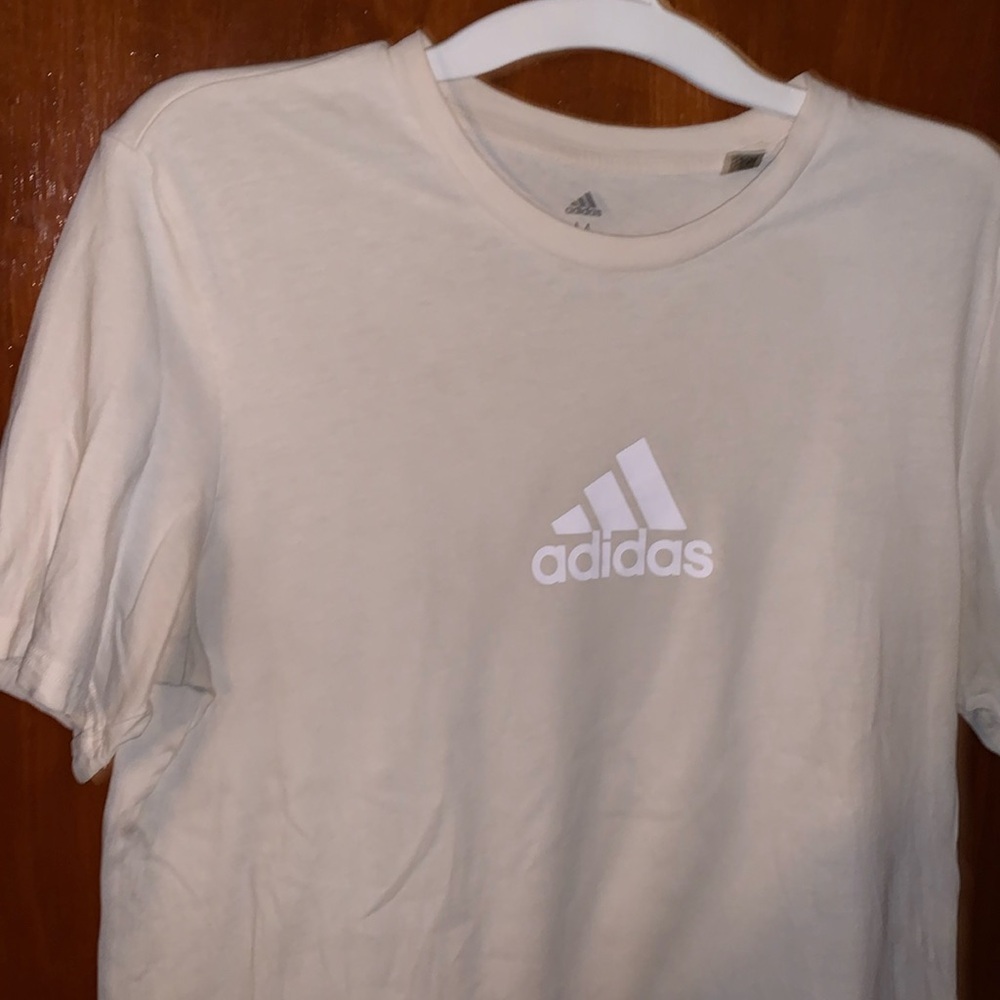 Adidas Men’s Short sleeve shirt size M